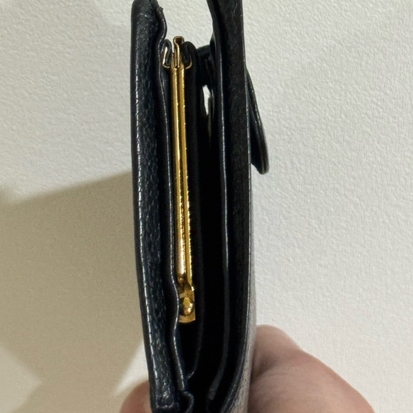 CHANEL Black Caviar Leather Wallet - Picture 16 of 16
